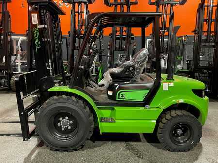 Diesel Forklifts 2025  Viper rtd35 (1)