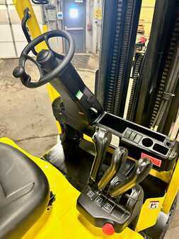 4 Wheels 2013  Hyster e60xn (7)