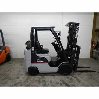 Propane Forklifts 2006  Nissan  (5)