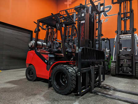 Propane Forklifts 2025  Viper fy35t (4)