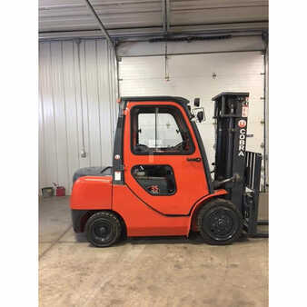 Diesel Forklifts 2014  Cobra  (1)
