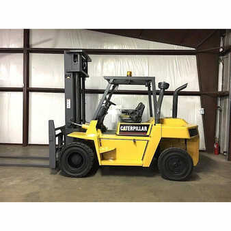 Carretilla elevadora diésel 2011  CAT Lift Trucks dp70e (1)