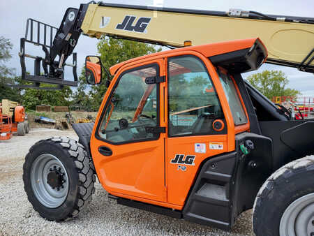 Telehandler Fixed 2023  JLG 742 (2)