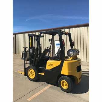 Propane Forklifts 2003  Yale g20e-3 (7)