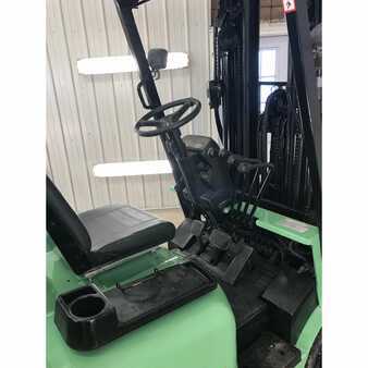 Propane Forklifts 2003  Mitsubishi fgc25k (5)