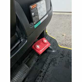 Propane Forklifts 2010  Hyster s50ft (6)