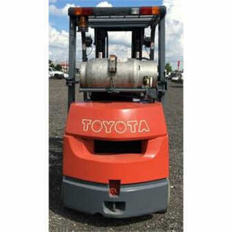 Propane Forklifts 2003  Toyota 7fcu25 (4)