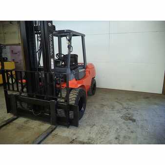 Diesel Forklifts 2003  Toyota  (5)