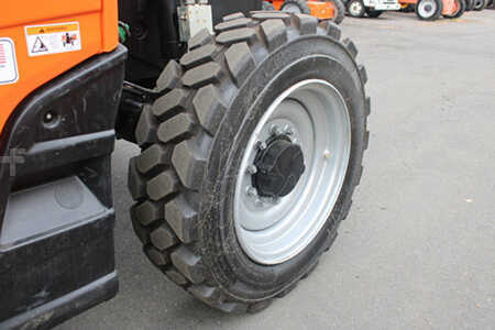 Telehandler Fixed 2019  JLG 742 (18)