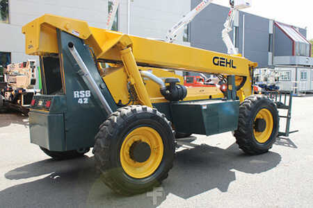Manipulador fijo 2015  Gehl rs8-42 (2)