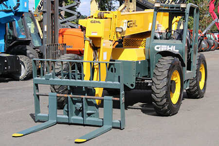 Manipulador fijo 2015  Gehl rs8-42 (4)