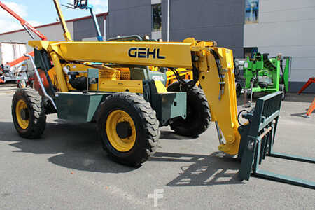 Manipulador fijo 2015  Gehl rs8-42 (5)