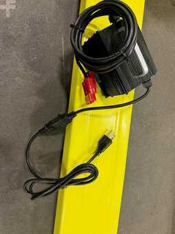 Electric Pallet Jacks 2025  Dewalt  (10)