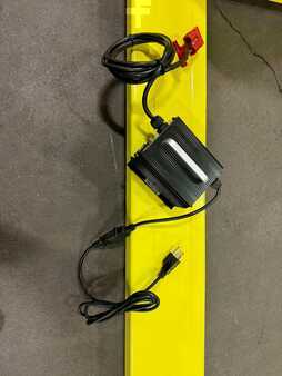 Electric Pallet Jacks 2025  Dewalt  (11)