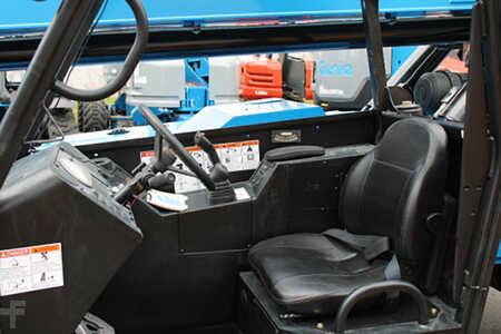 Manipulador fijo 2015  Genie gth1056 (6)