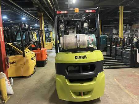 Propane Forklifts 2023  Clark s25c (4)