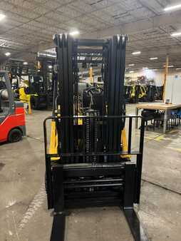 Propane Forklifts 2021  CAT Lift Trucks FGC40K (17)