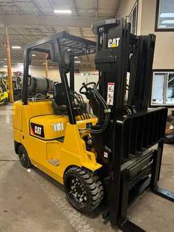 Propane Forklifts 2021  CAT Lift Trucks FGC40K (18)