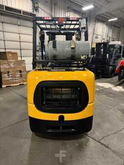 Propane Forklifts 2021  CAT Lift Trucks FGC40K (21)