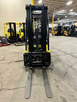 Propane Forklifts 2018  Yale GLC060VXN (12) 