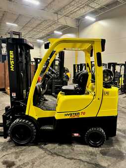 Propane Forklifts 2019  Hyster S70FT (1)
