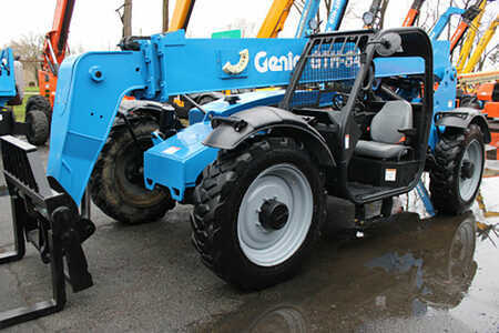 Telehandler Fixed 2015  Genie gth844 (1)
