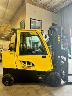 Propane Forklifts 2021  Hyster S120FT (18)