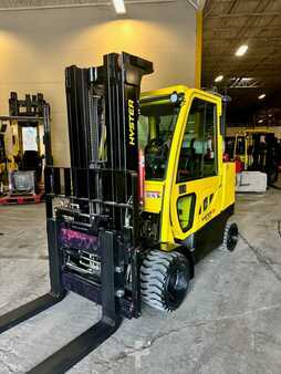 Propane Forklifts 2021  Hyster S120FT (2)