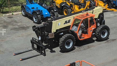 Telehandler Fixed 2016  JLG 1055 (8)