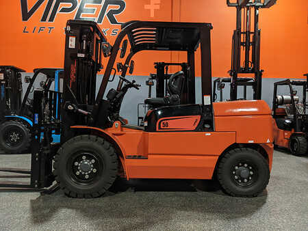 Diesel Forklifts 2024  Viper FD50S (34)