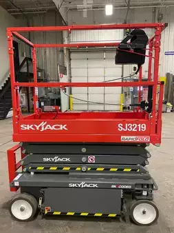4-Wheel Electric 2026  Skyjack sj3219 (4)