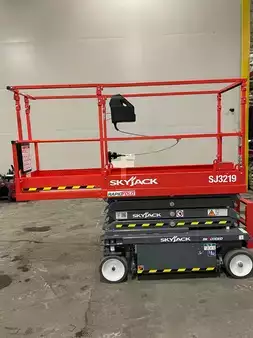 4-Wheel Electric 2026  Skyjack sj3219 (8)