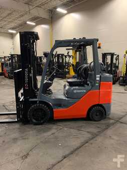 Propane Forklifts 2022  Toyota 8fgcu32 (1)