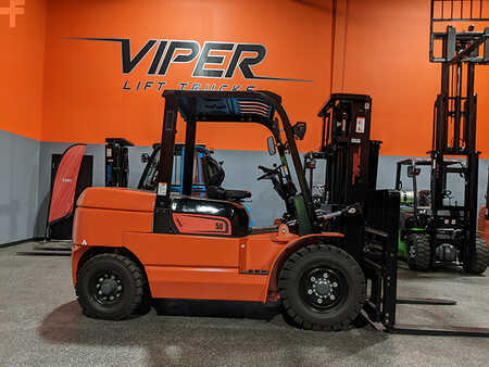 Diesel Forklifts 2025  Viper fd50s (1)