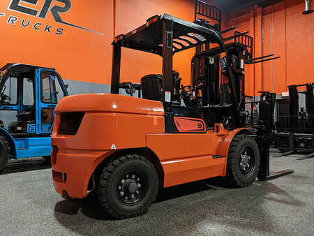 Diesel Forklifts 2025  Viper fd50s (3)