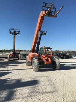 Telehandler Fixed 2013  LULL 944E-42 (1)