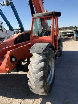 Telehandler Fixed 2013  LULL 944E-42 (4)