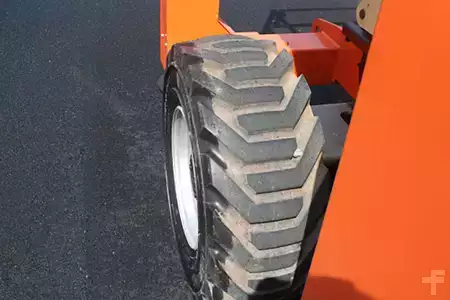 Rough Terrain Forklifts 2018  JLG 530lrt (13)