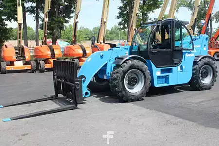 Telehandler Fixed 2014  Genie gth1544 (1)