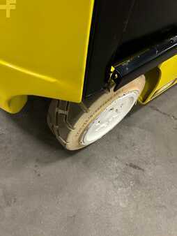 4 Wheels - Yale erc050vg (14)