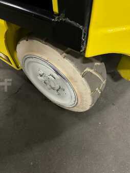 4 Wheels - Yale erc050vg (15)