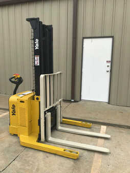 Pallet Stackers 2009  Yale MSW040SFN24TV087 (17)