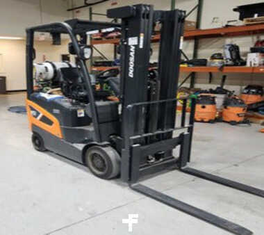 Propane Forklifts 2021  Doosan gc15s (1)