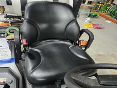 Propane Forklifts 2021  Doosan gc15s (5)