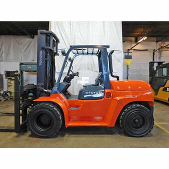Diesel Forklifts 2008  Toyota 7fdu80 (1)