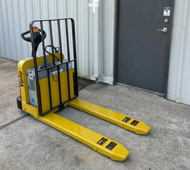 Electric Pallet Jacks 2015  Yale mpw050 (2)