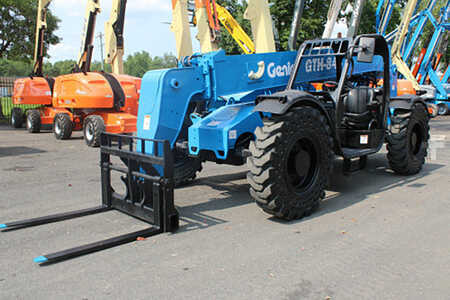 Telehandler Fixed 2017  Genie gth844 (3)