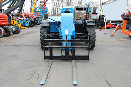 Telehandler Fixed 2017  Genie gth844 (2)