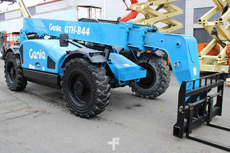 Telehandler Fixed 2017  Genie gth844 (9)