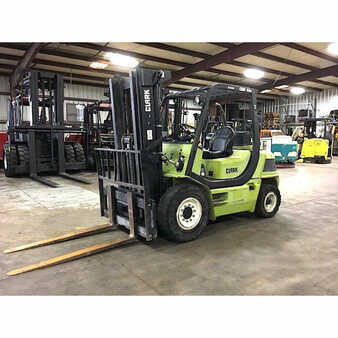 Diesel Forklifts 2011  Clark cmp40 (6)